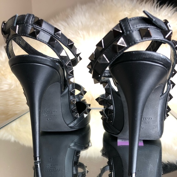 VALENTINO ROCKSTUD LEATHER PUMPS - Picture 9 of 14